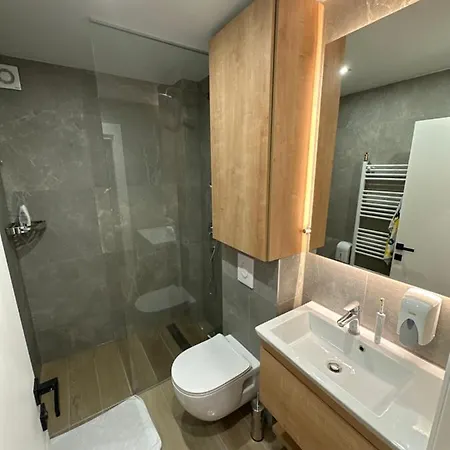 Apartment Kretic Mont