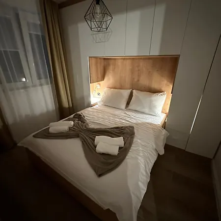 Kretic Mont Apartment *